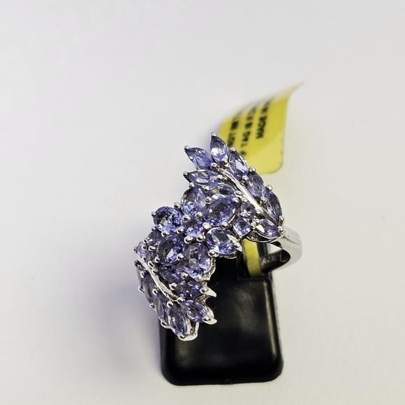 Genuine Tanzanite Ring in Platinum over Sterling Silver. Size 7! - Picture 11 of 13